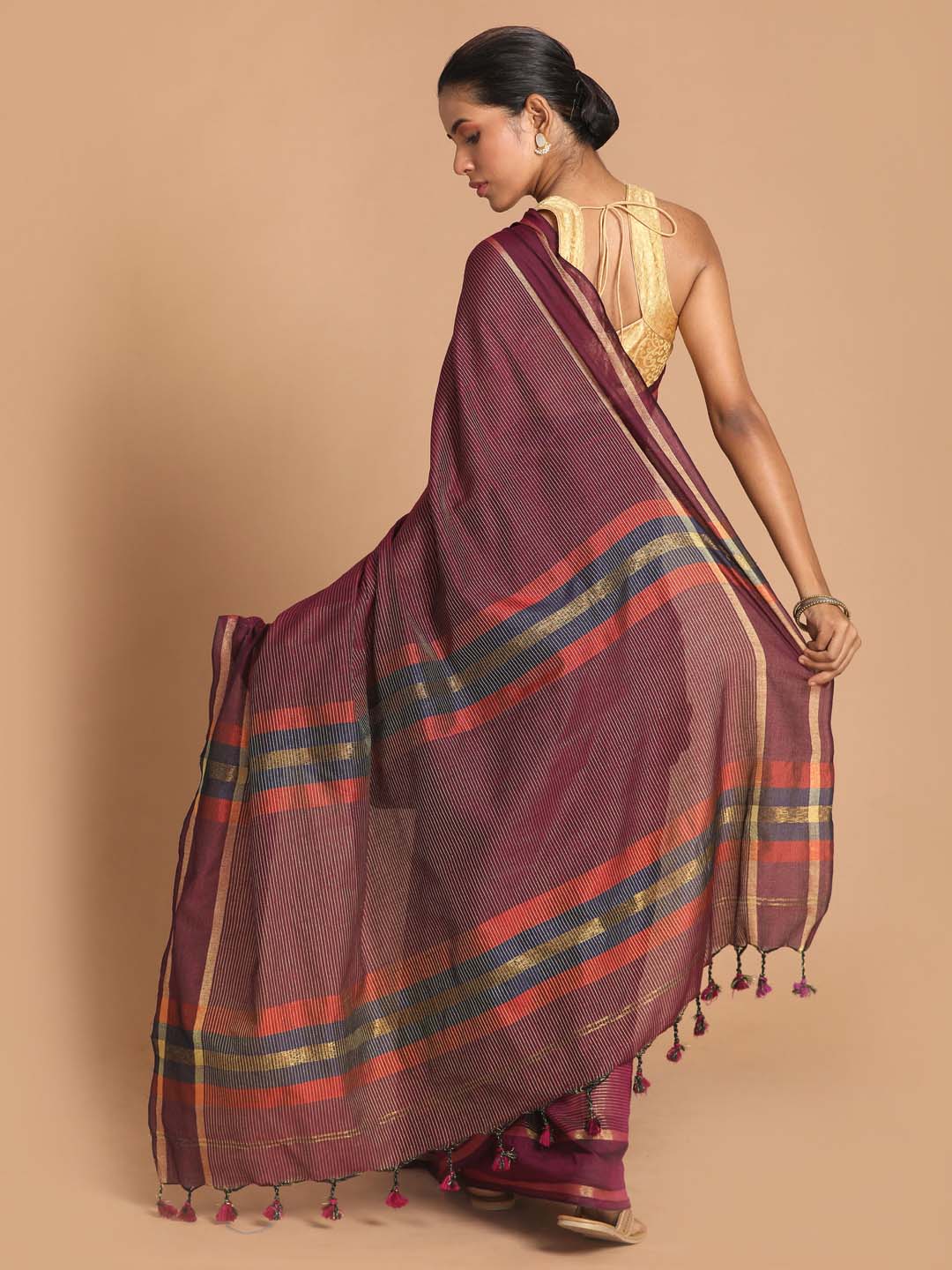 Indethnic Maroon Bengal Handloom Pure Cotton Saree Work Saree - View 3