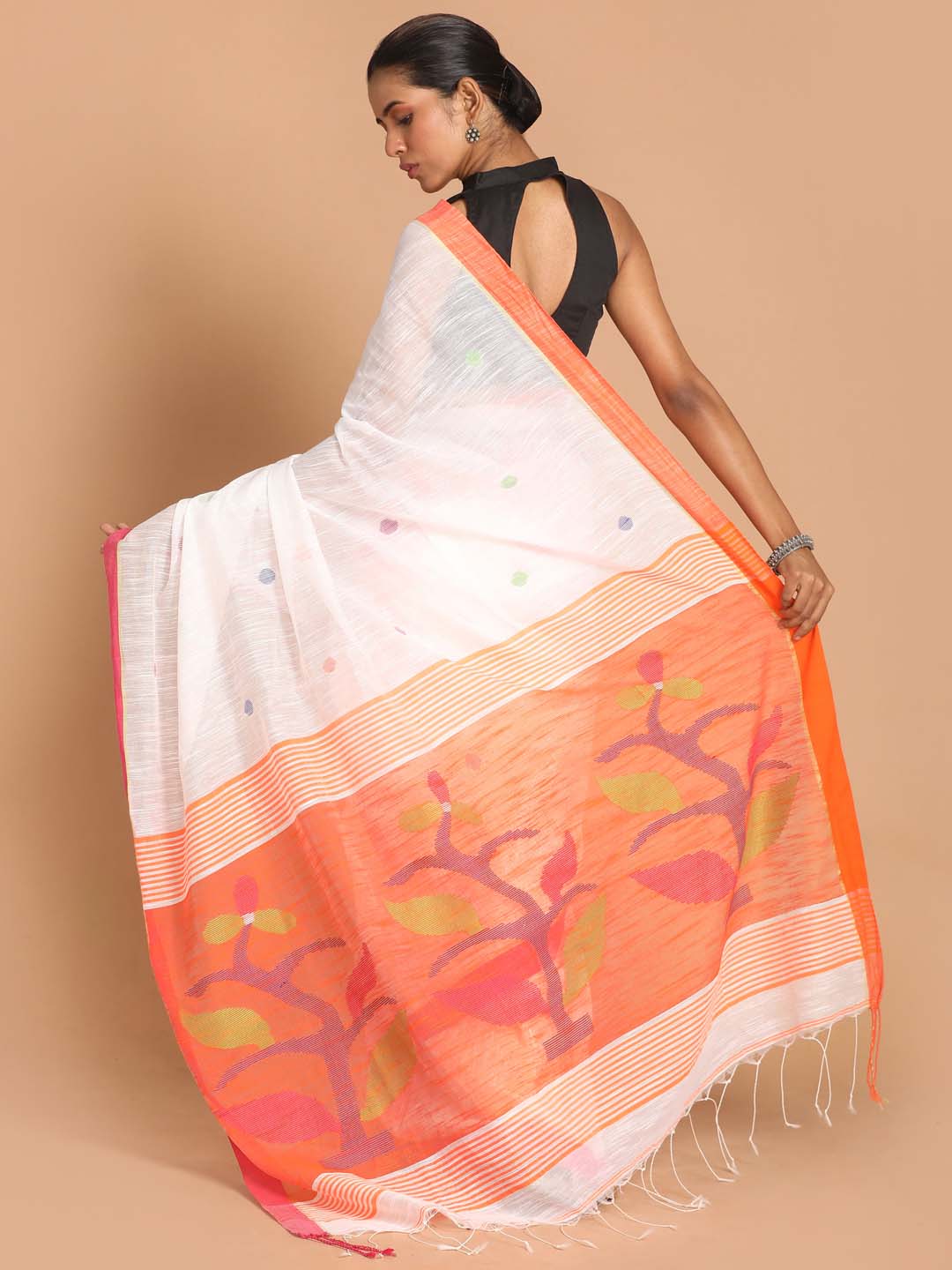Indethnic White Bengal Handloom Cotton Blend Work Saree - View 3