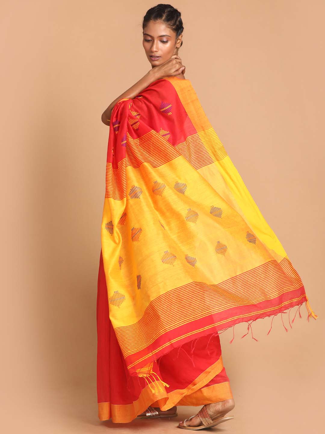 Indethnic Red Bengal Handloom Cotton Blend Work Saree - View 3