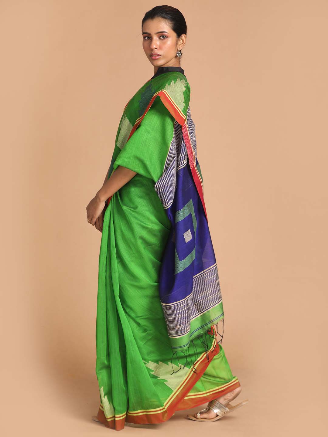 Indethnic Green Bengal Handloom Cotton Blend Work Saree - View 2