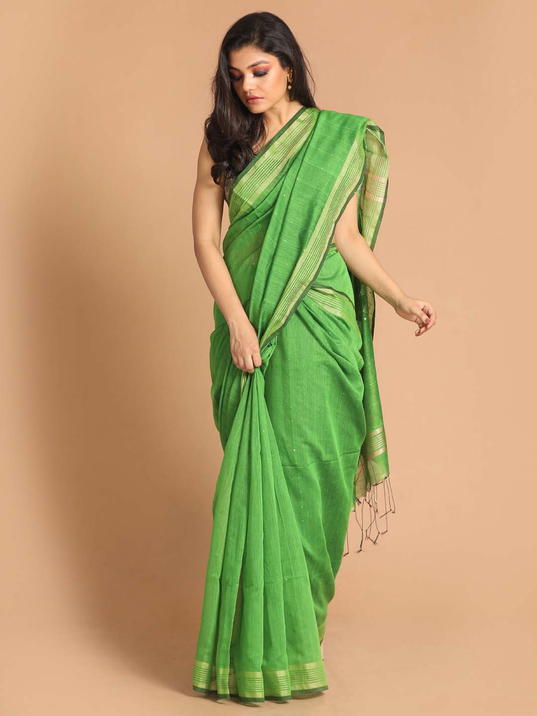 Indethnic Green Bengal Handloom Cotton Blend Party Saree - View 1