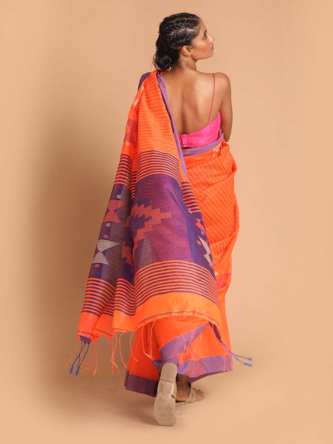 Indethnic Orange Bengal Handloom Cotton Blend Work Saree - View 3