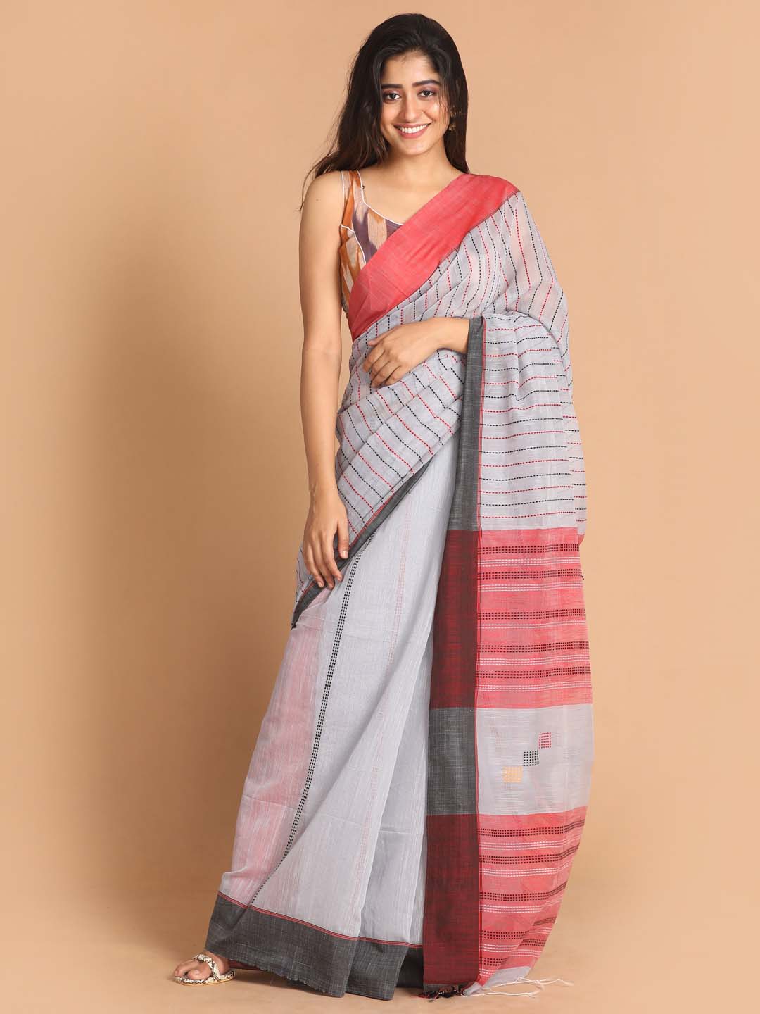 Indethnic Silver Bengal Handloom Cotton Blend Work Saree - View 1