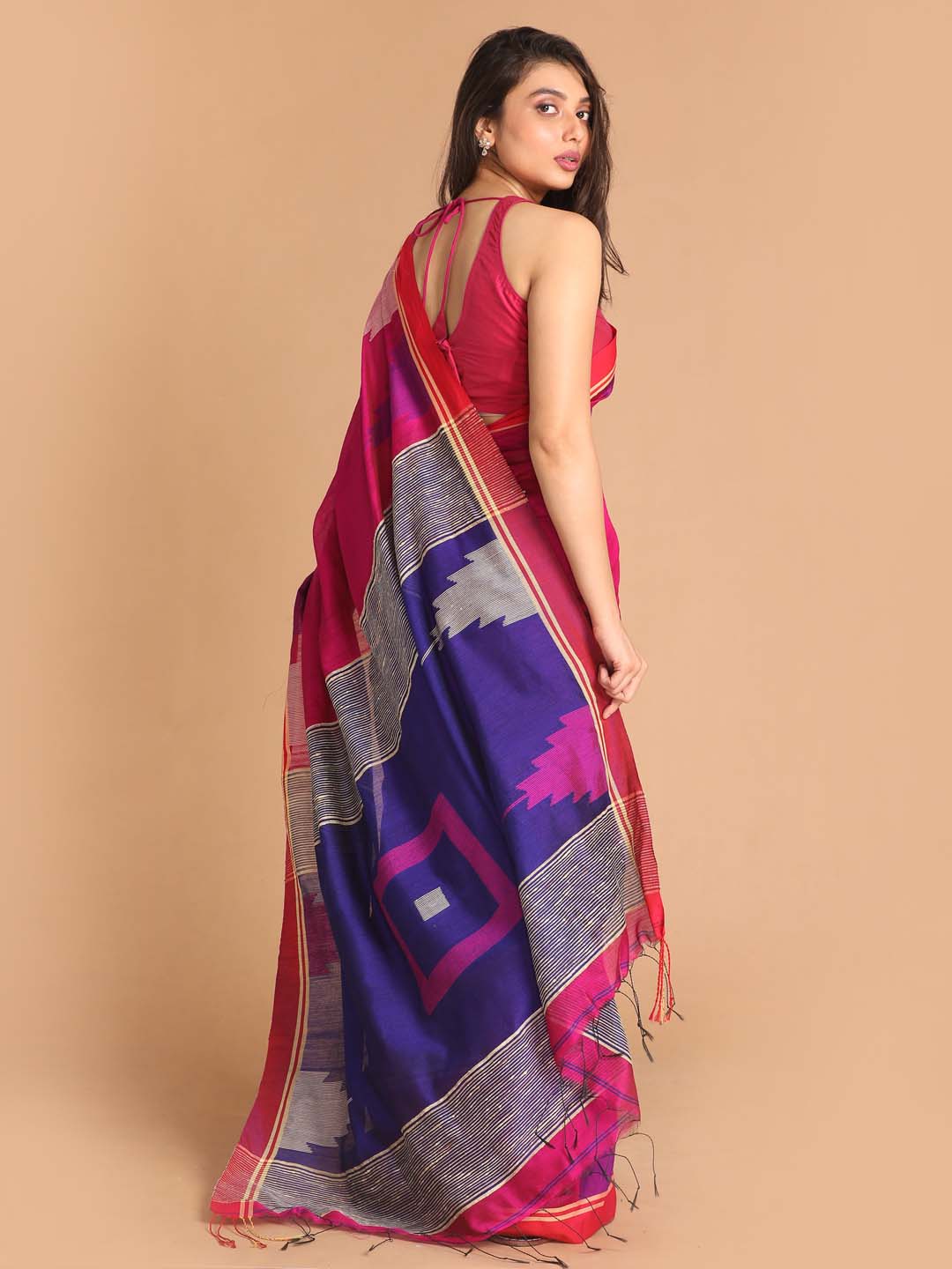 Indethnic Pink Bengal Handloom Cotton Blend Work Saree - View 3