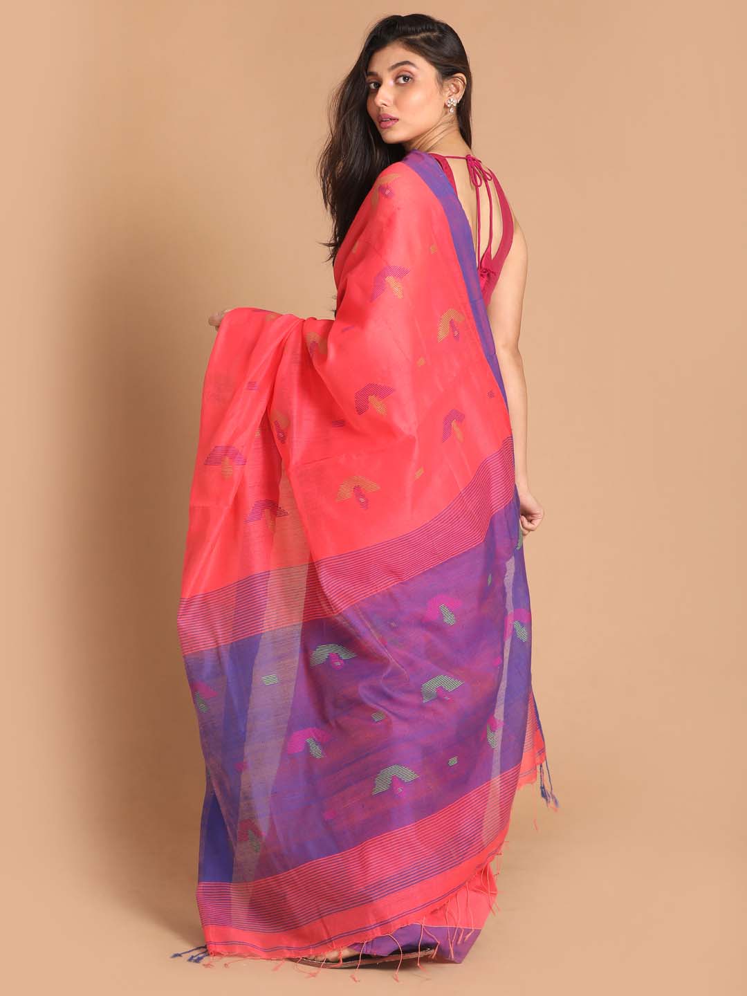 Indethnic Pink Bengal Handloom Cotton Blend Work Saree - View 3