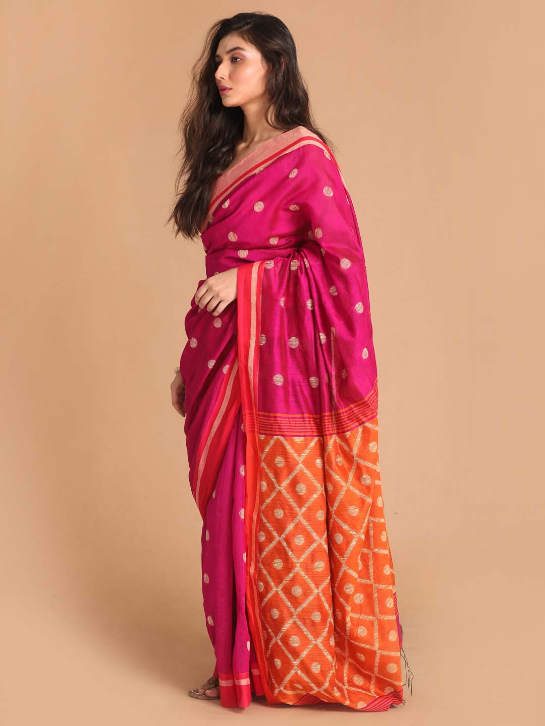 Indethnic Pink Bengal Handloom Cotton Blend Work Saree - View 2