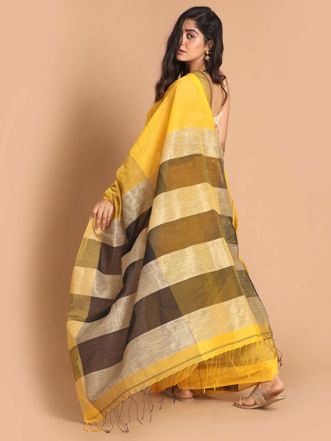 Indethnic Yellow Bengal Handloom Cotton Blend Work Saree - View 3