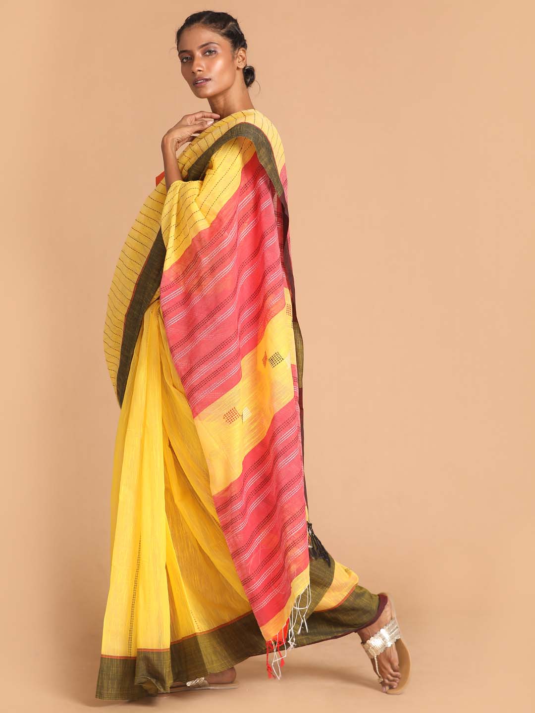 Indethnic Yellow Bengal Handloom Cotton Blend Work Saree - View 2