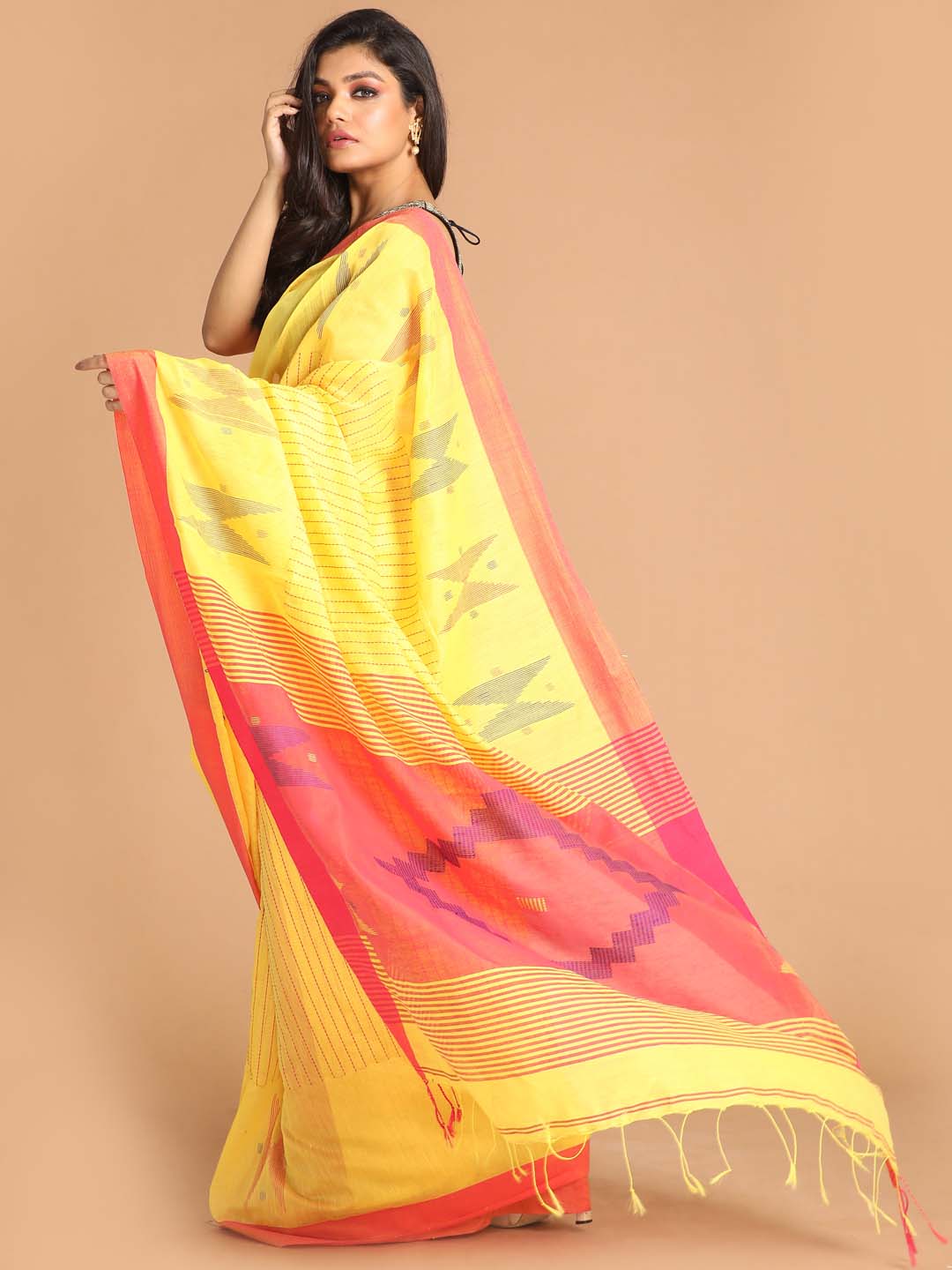 Indethnic Yellow Bengal Handloom Cotton Blend Work Saree - View 3