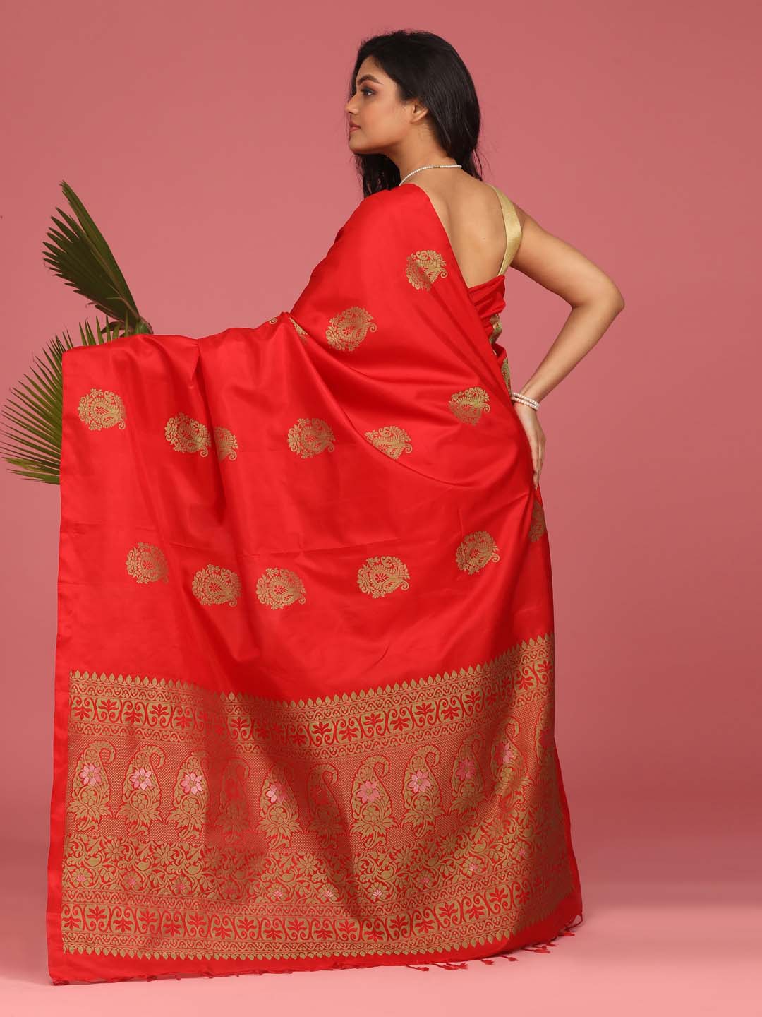 Indethnic Red Pochampally Pure Silk Handloom Saree - View 3