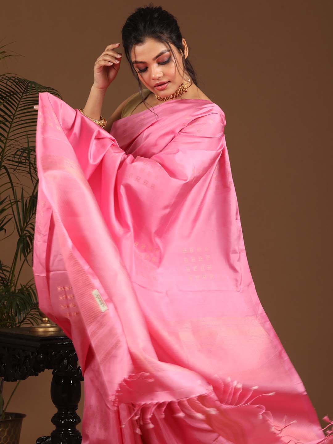Indethnic Pink Pochampally Pure Silk Handloom Saree - View 2