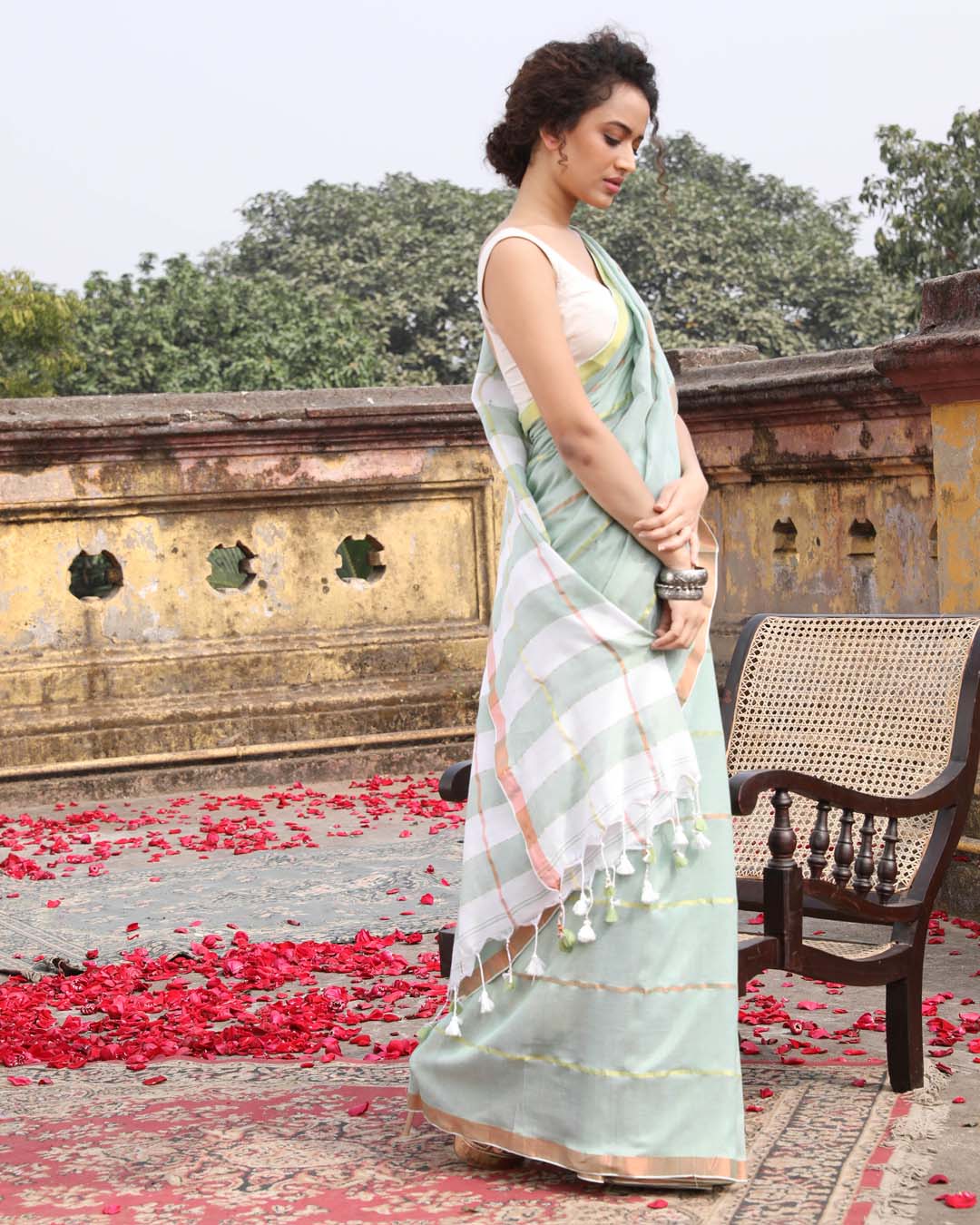 Indethnic Green Color Blocked Party Wear - View 3