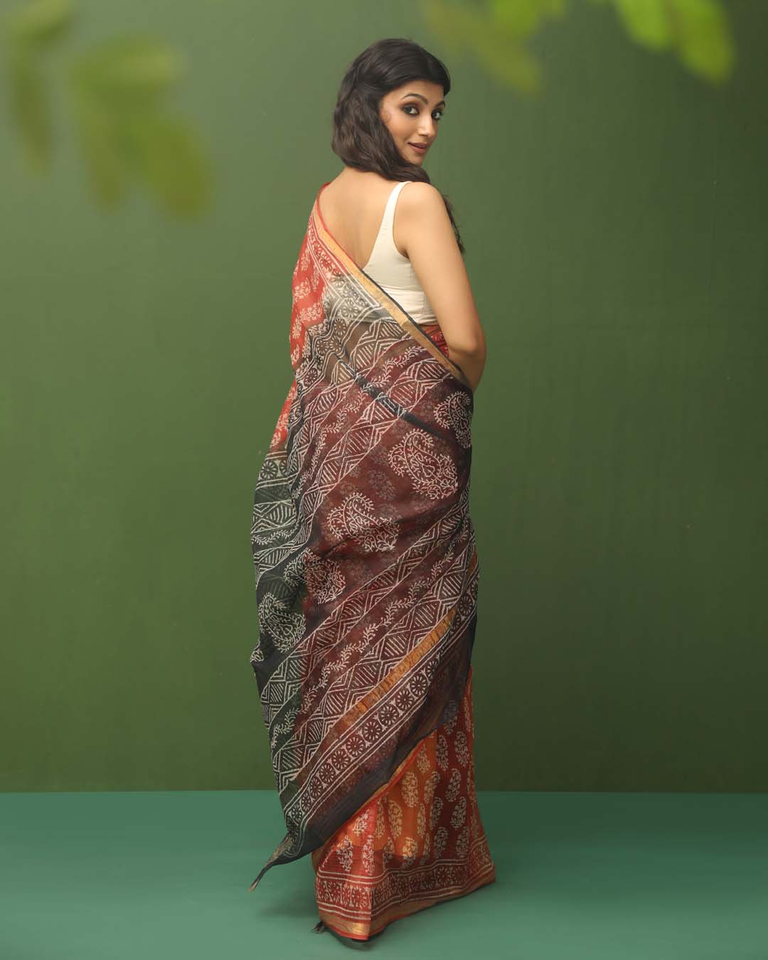 RUST RADIANCE (SAREE)