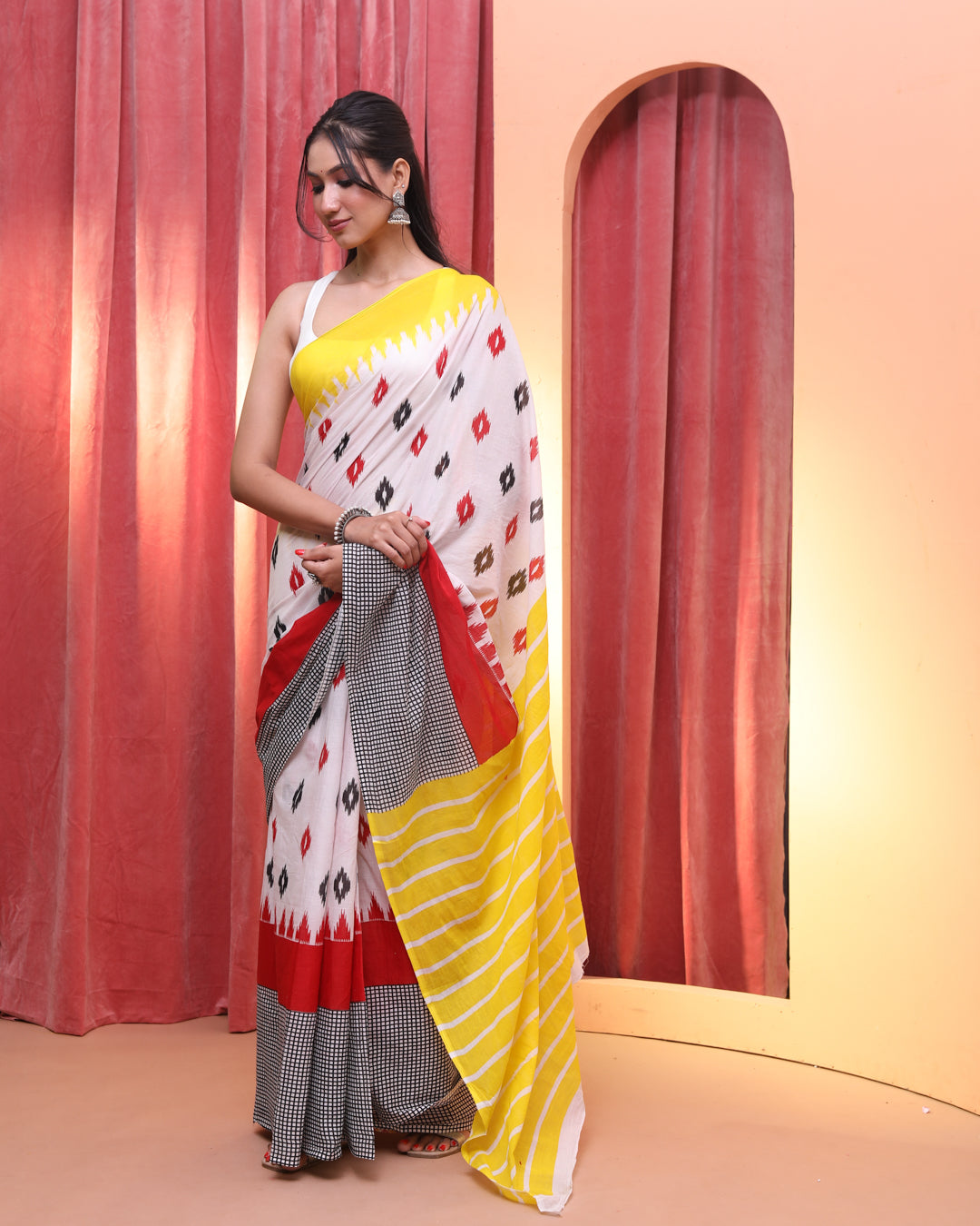 IVORY ECHO (IKKAT MUL MUL COTTON SAREE)