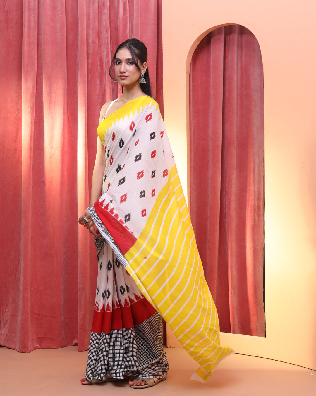 IVORY ECHO (IKKAT MUL MUL COTTON SAREE)