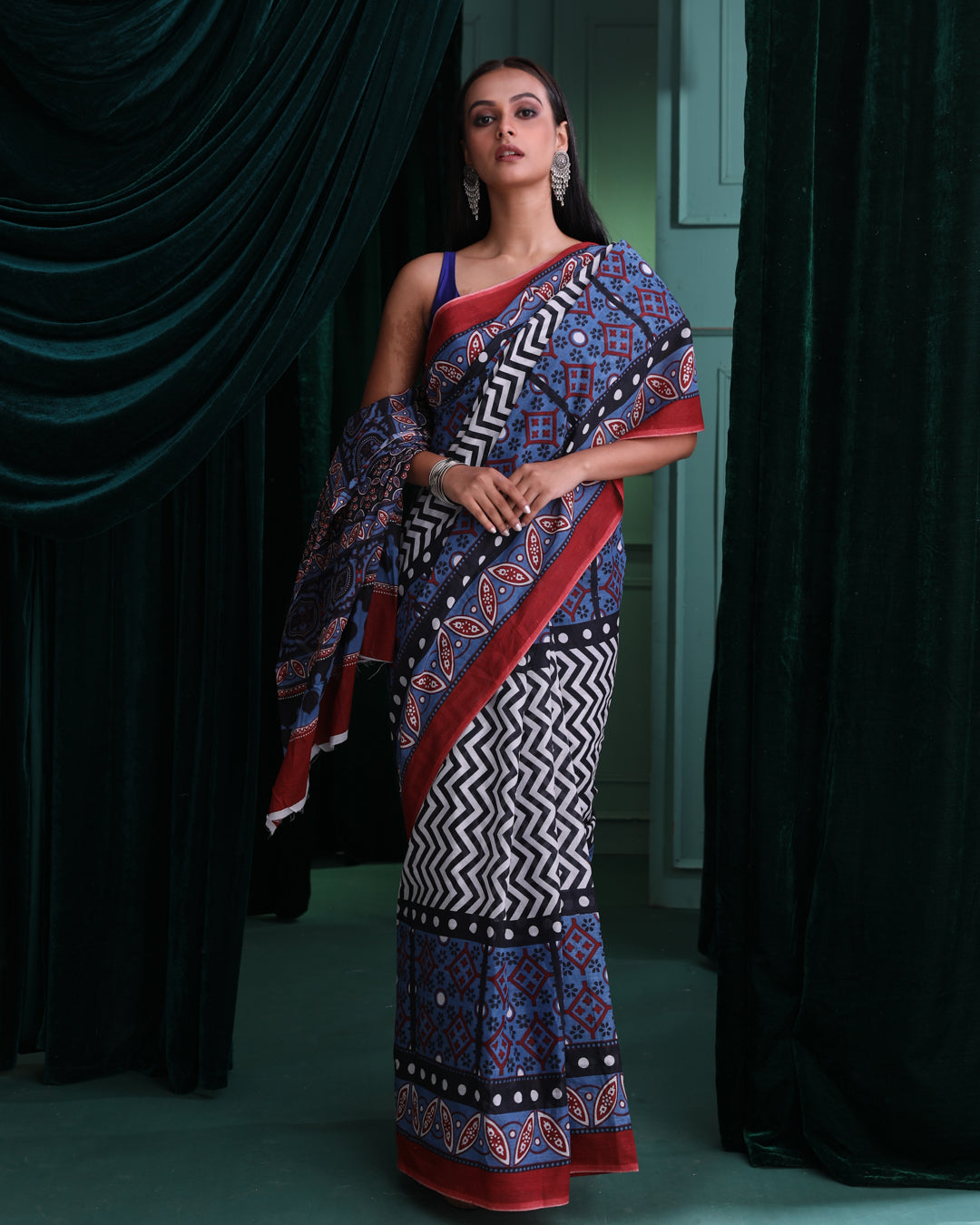 AZURE HARMONY (SAREE)