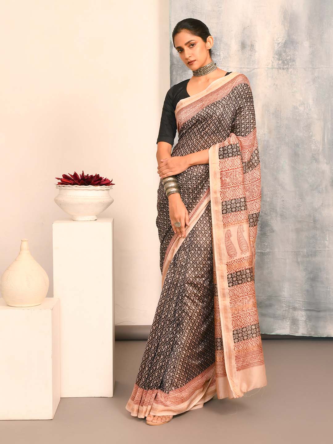 MIDNIGHT ECHO (SAREE)