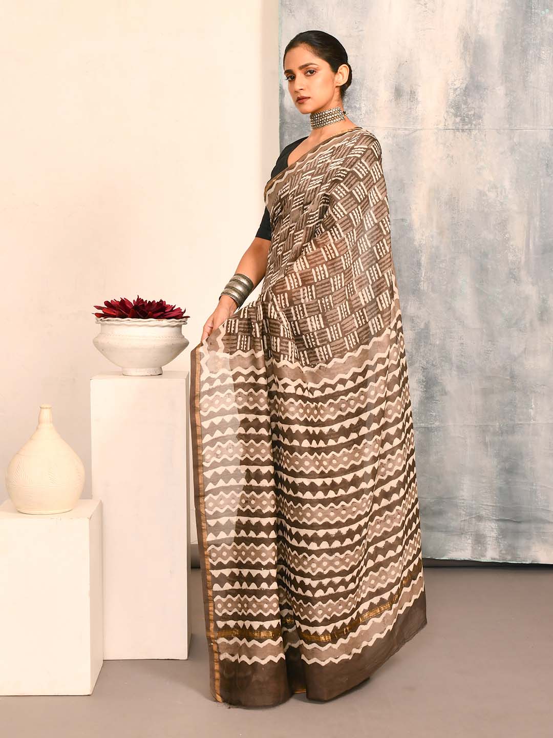 RUSTIC BROWN (SAREE)