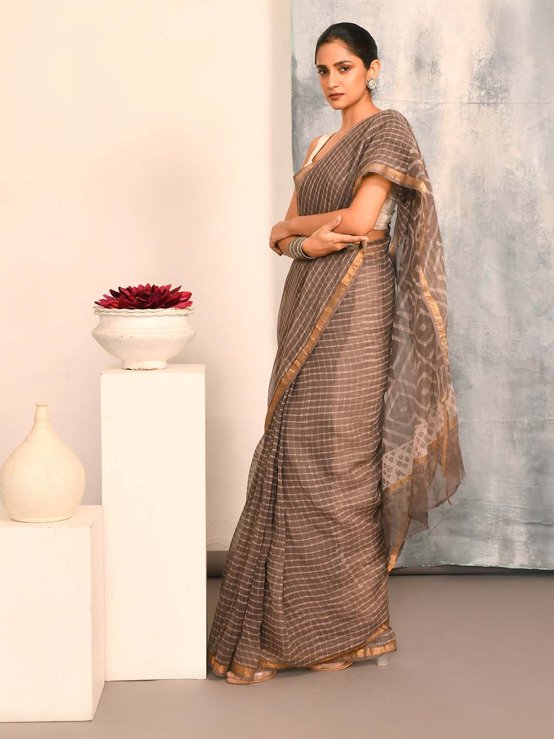 MOCHA MELODY (SAREE)