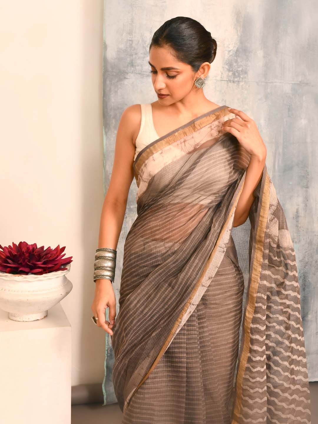 SERENE MOCHA  (BAGRU SILK COTTON SAREE)