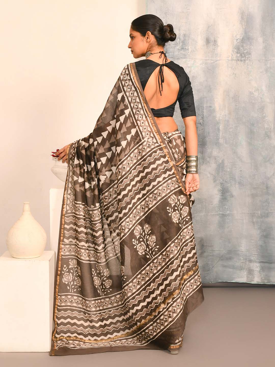 GREY SERENITY (SAREE)