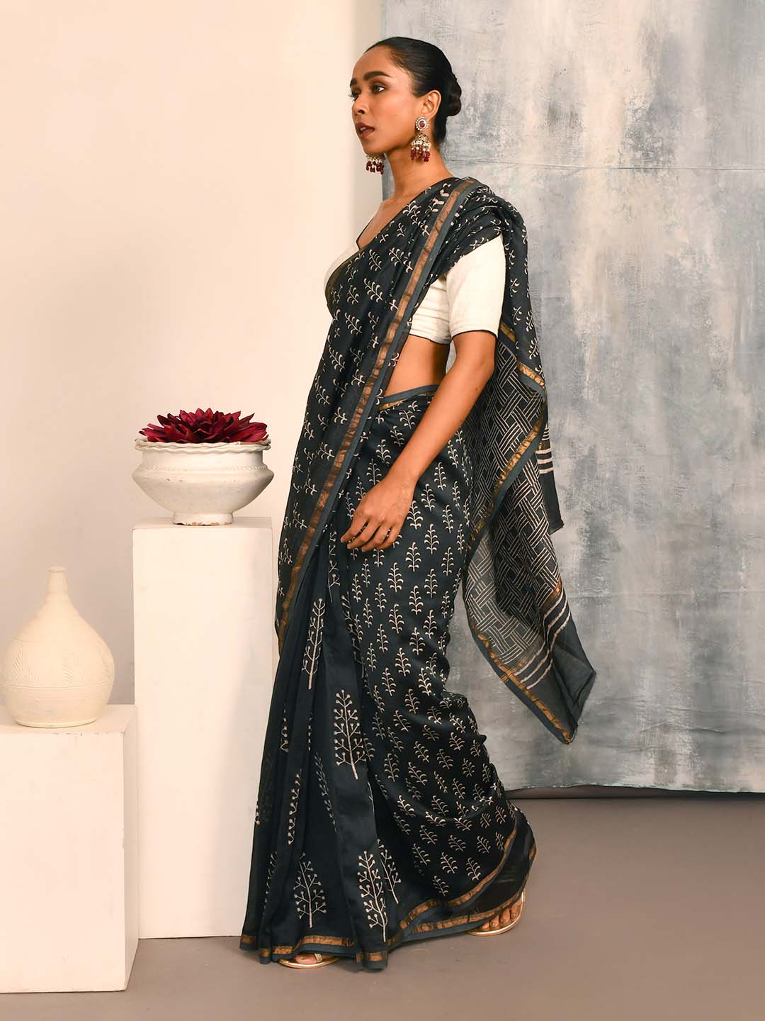 MIDNIGHT SERENADE (SAREE)