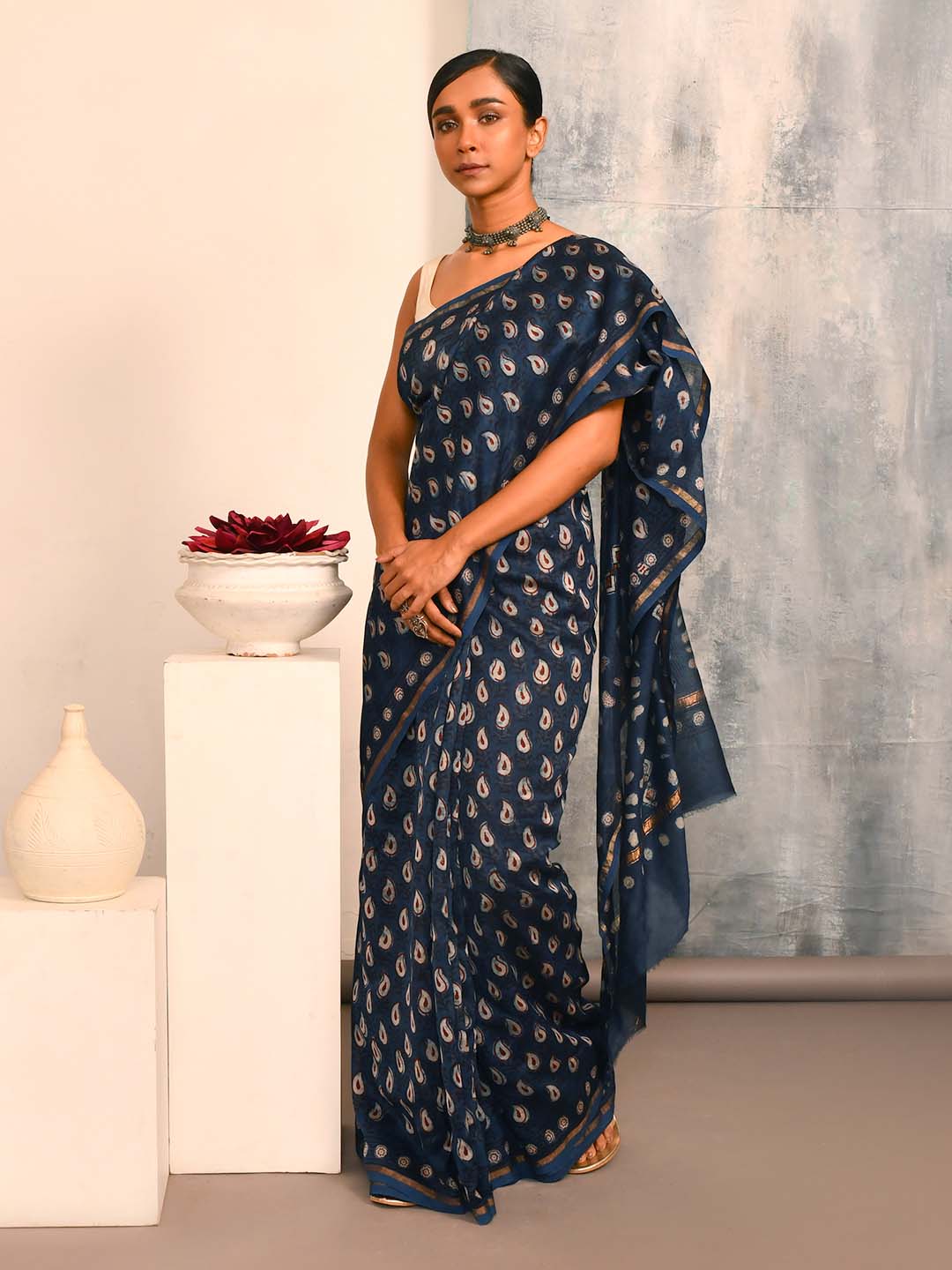 NOIR ESSENCE (SAREE)