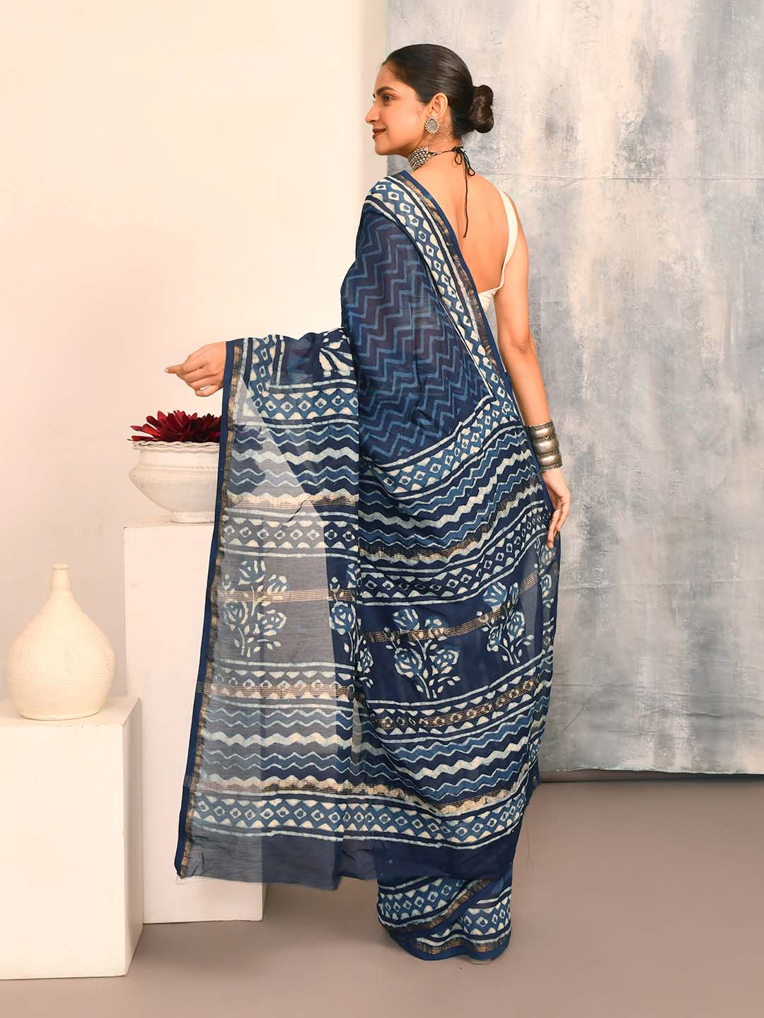 INDIGO REVERIE (SAREE)