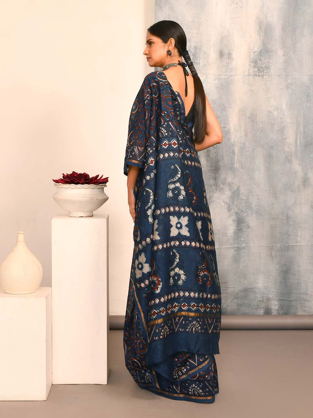 INDIGO REVERIE (SAREE)