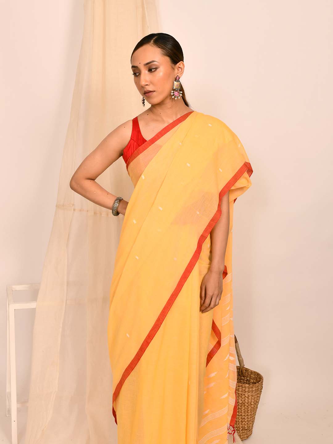 GOLDEN REVERIE (SAREE)