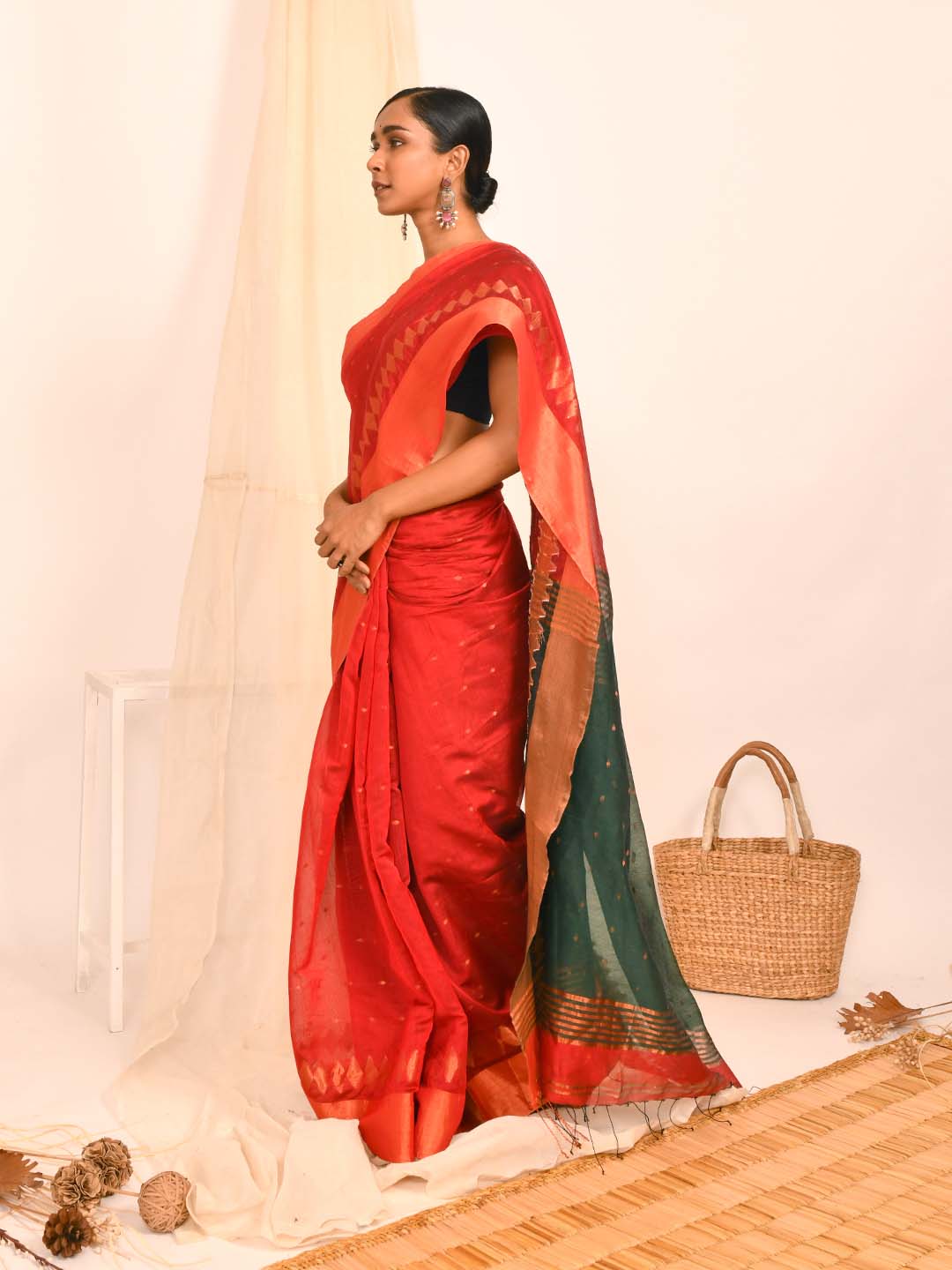 RUSTIC ELEGANCE (HANDLOOM COTTON BLEND SAREE)