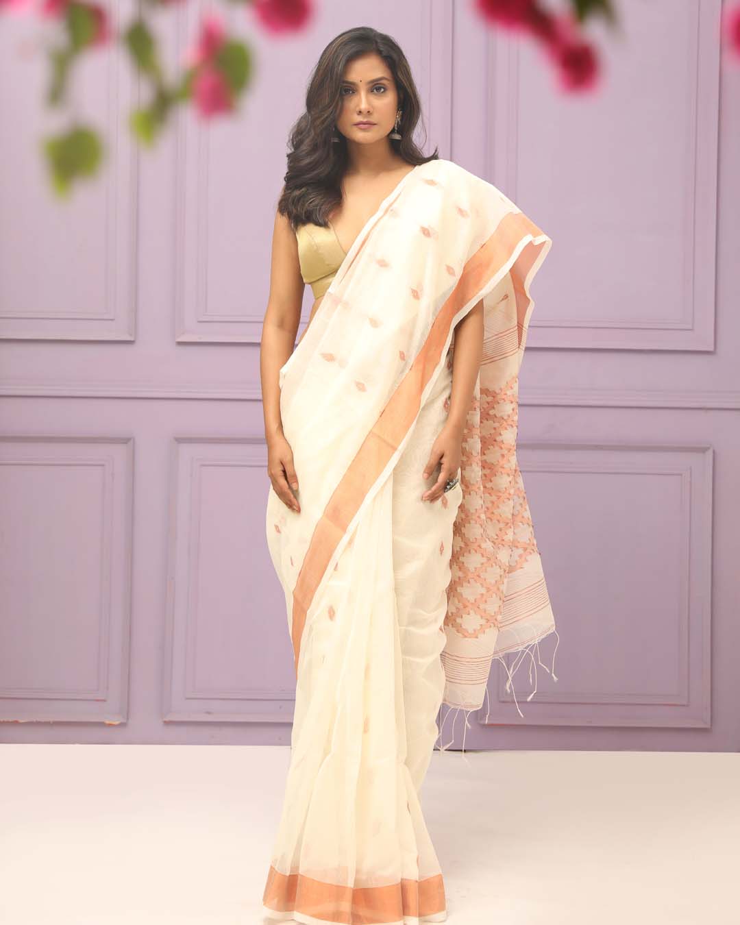 IVORY HARMONY (SAREE)