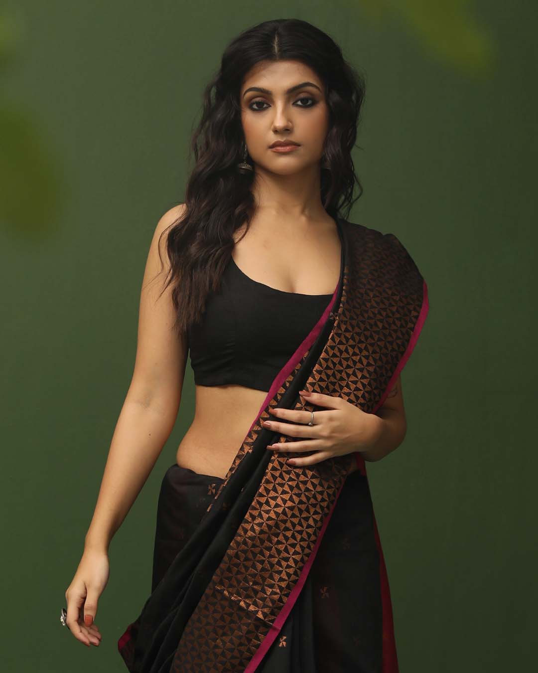 NOIR SPLENDOR (SAREE)