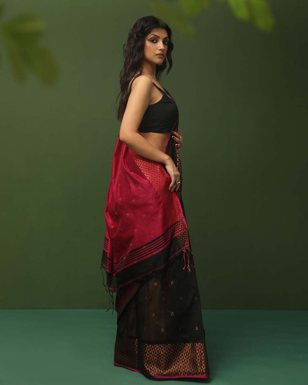 NOIR SPLENDOR (SAREE)