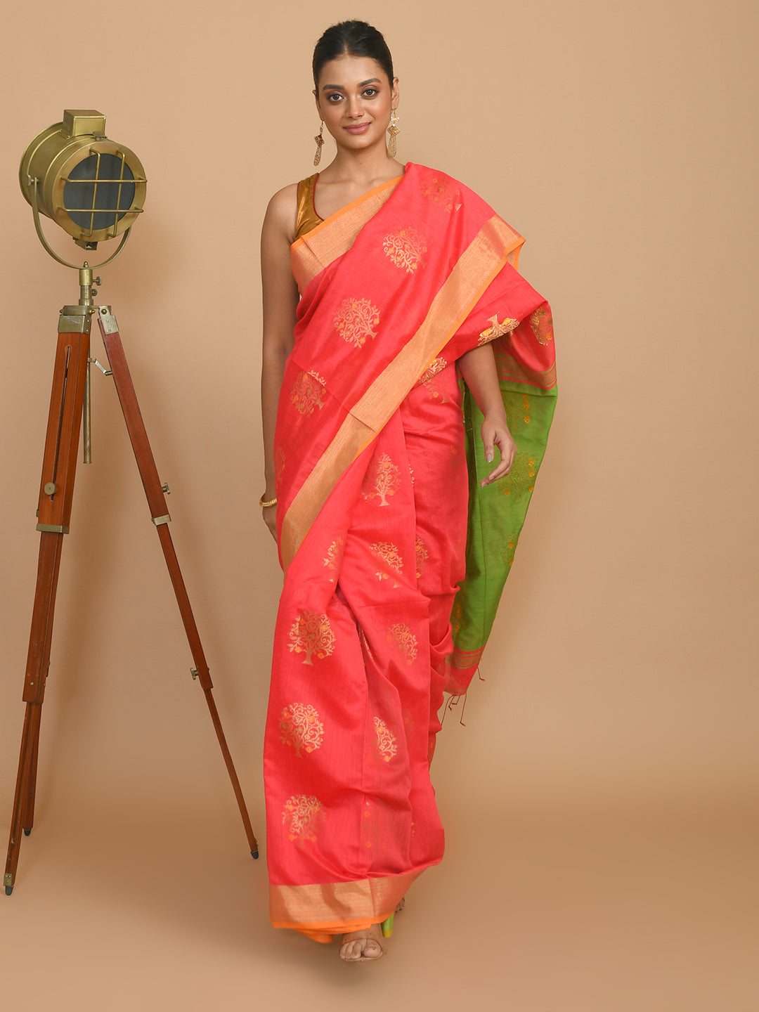 FIERY ELEGANCE (HANDLOOM COTTON BLEND SAREE)