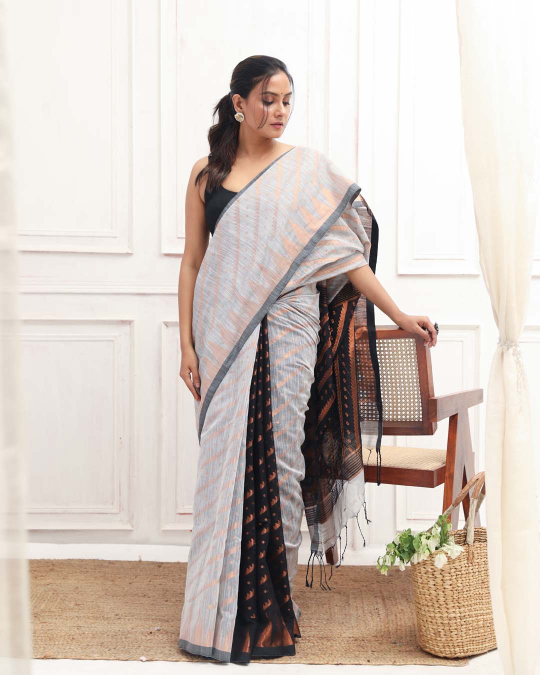 SILVER ELEGANCE (SAREE)