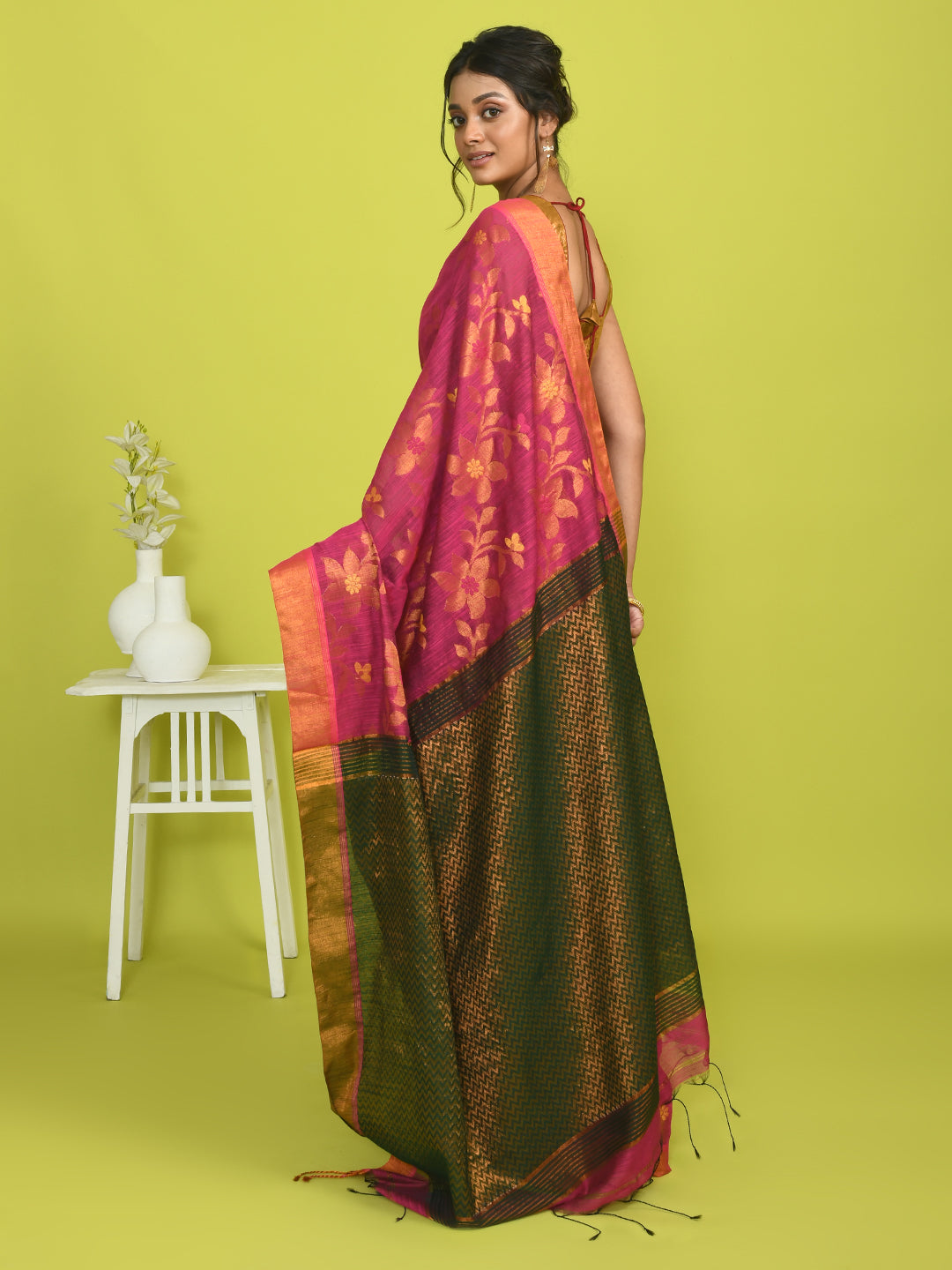 Jamdani Magenta Woven Design Traditional Wear