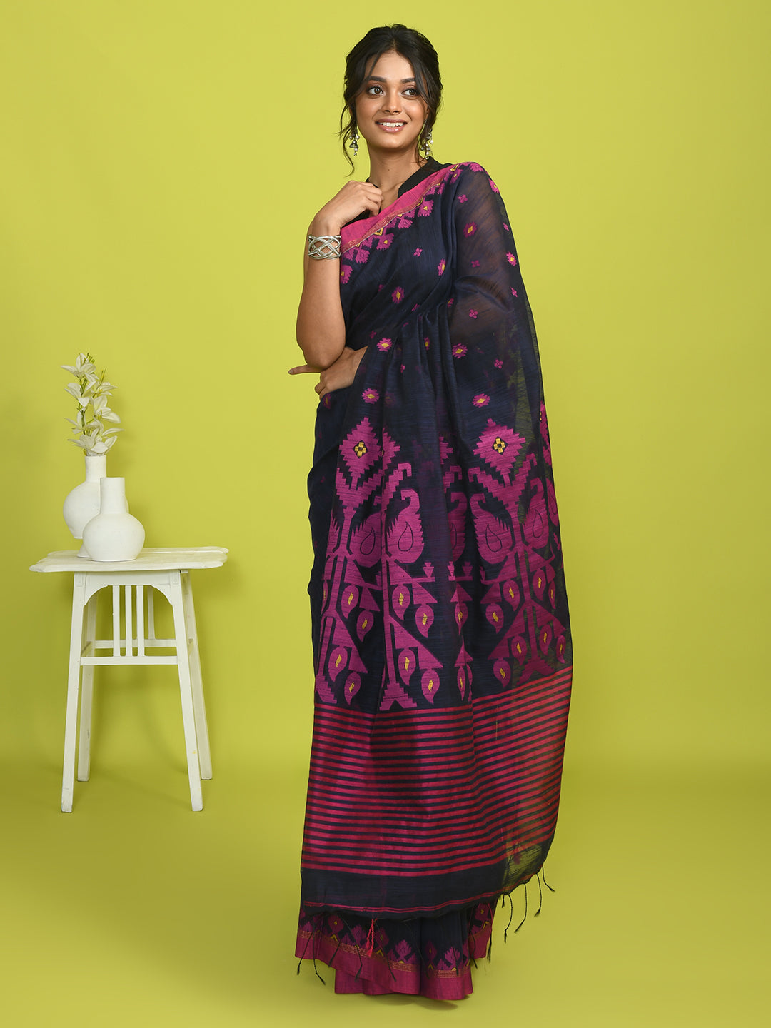 MIDNIGHT MAJESTY (SAREE)