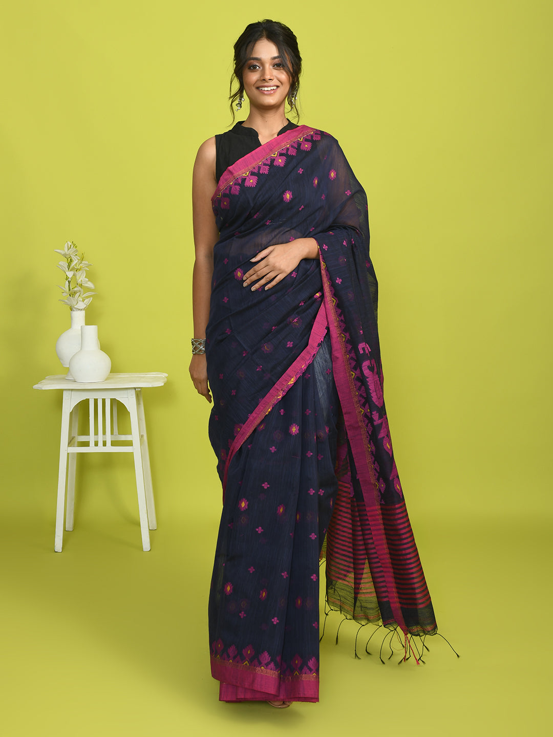 MIDNIGHT MAJESTY (SAREE)