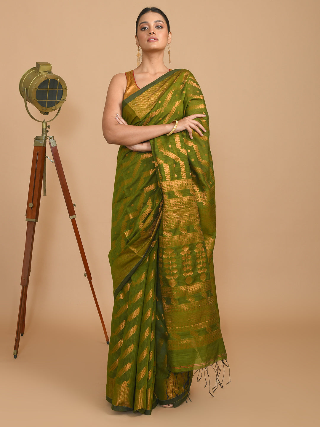 EMERALD ELEGANCE (SAREE)