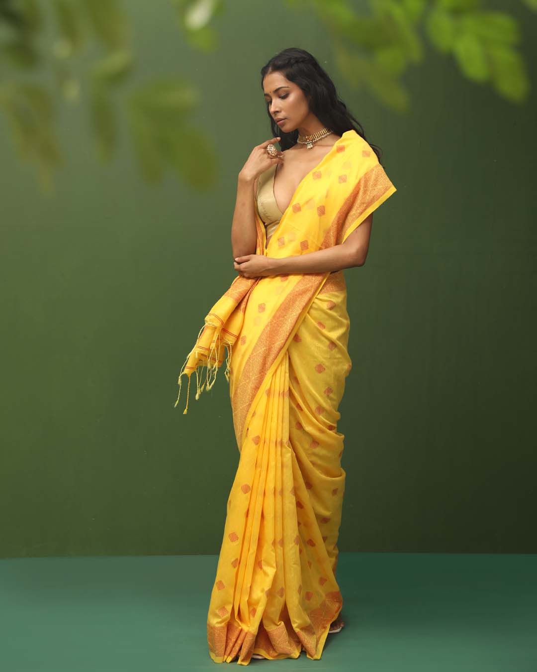 GOLDEN DAWN (SAREE)