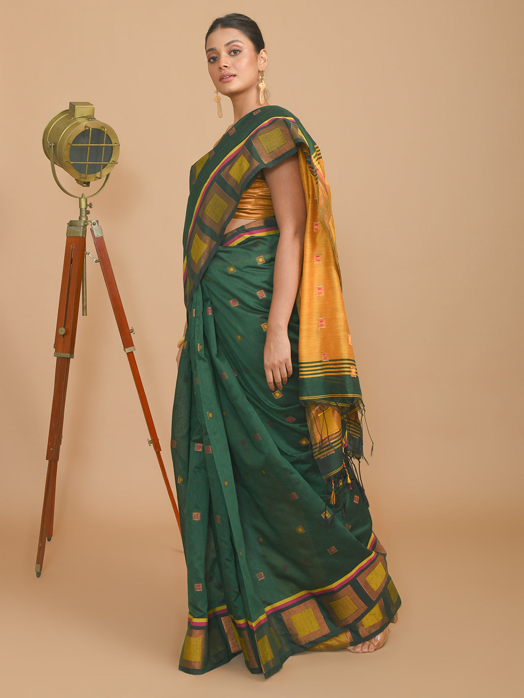 EMERALD ESSENCE (SAREE)