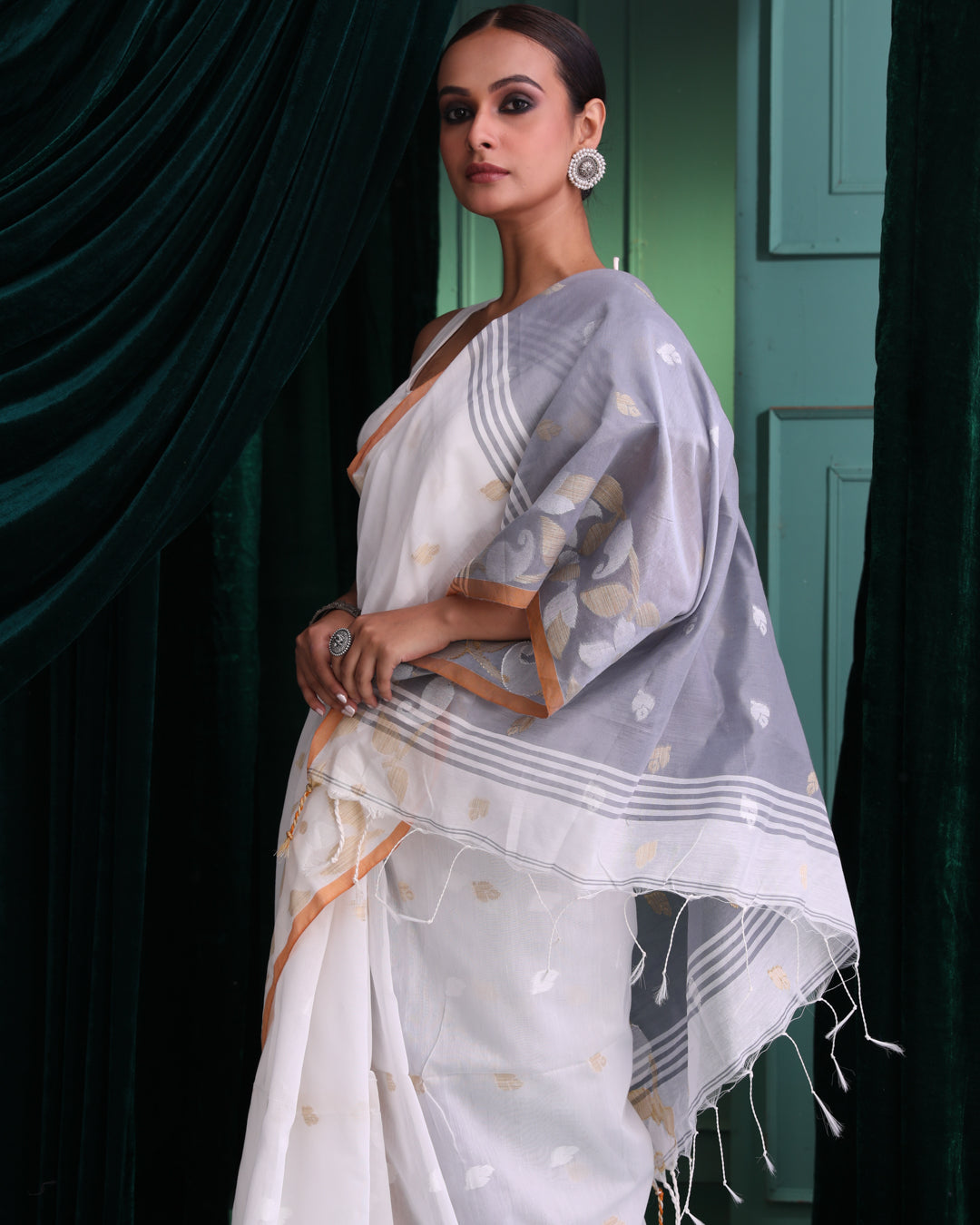 Jamdani White Woven Design Traditional Wear