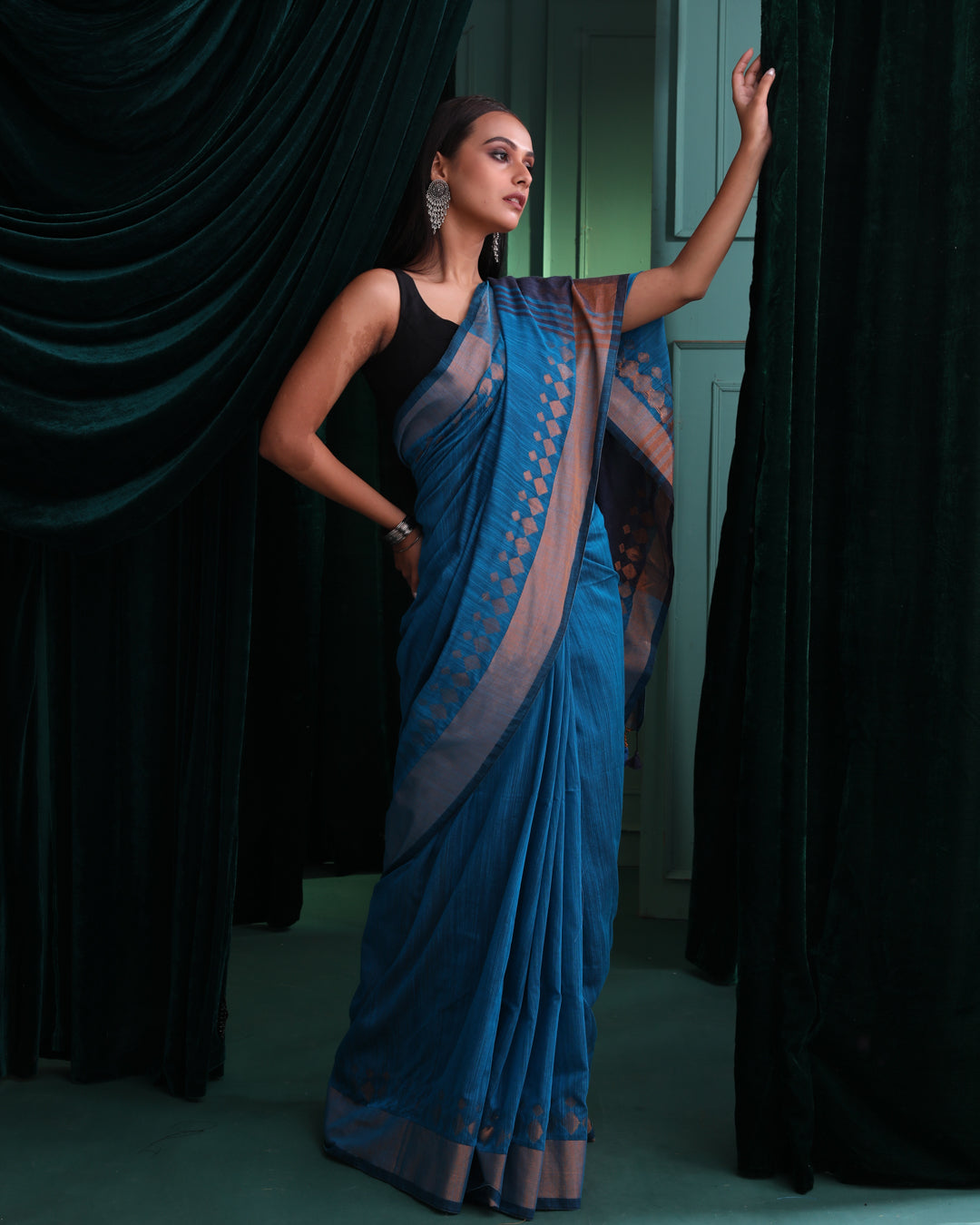 TWILIGHT WEAVE (SAREE)