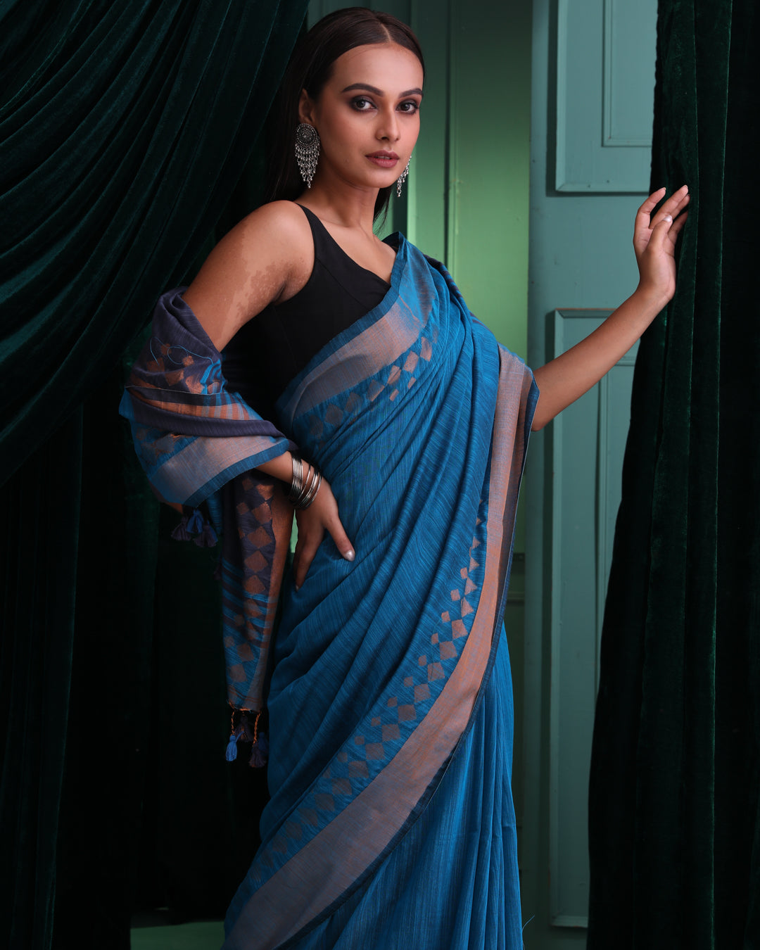 TWILIGHT WEAVE (SAREE)