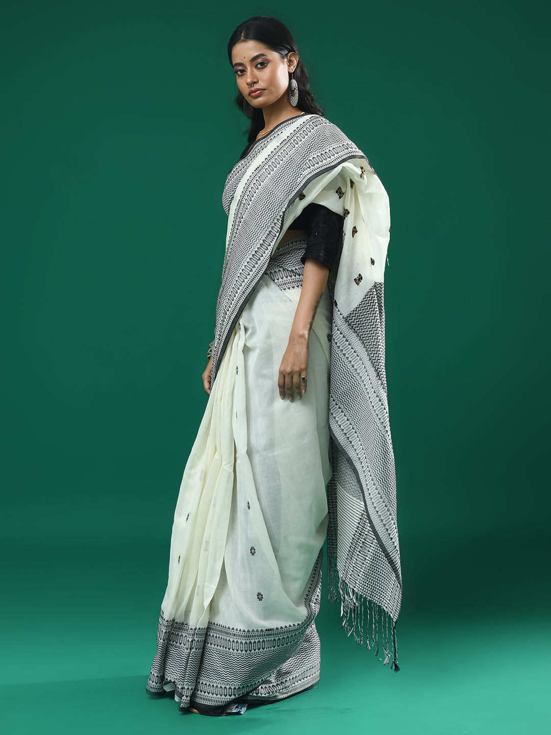 PURE WHISPER (SAREE)