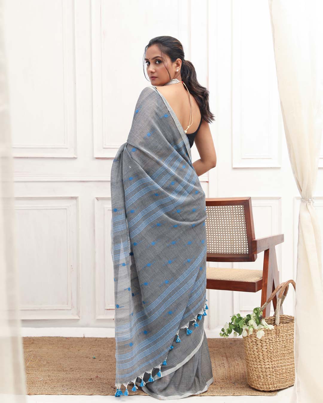 CLASSIC NOIR (SAREE)