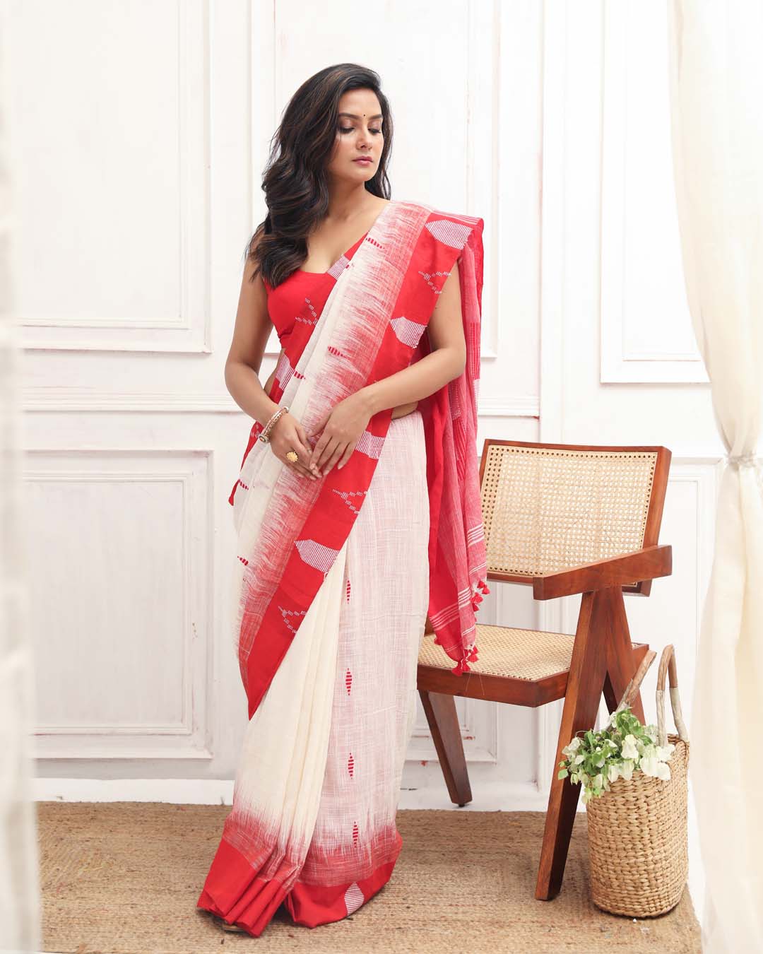 CRIMSON GLOW (HANDLOOM 100% PURE COTTON SAREE)