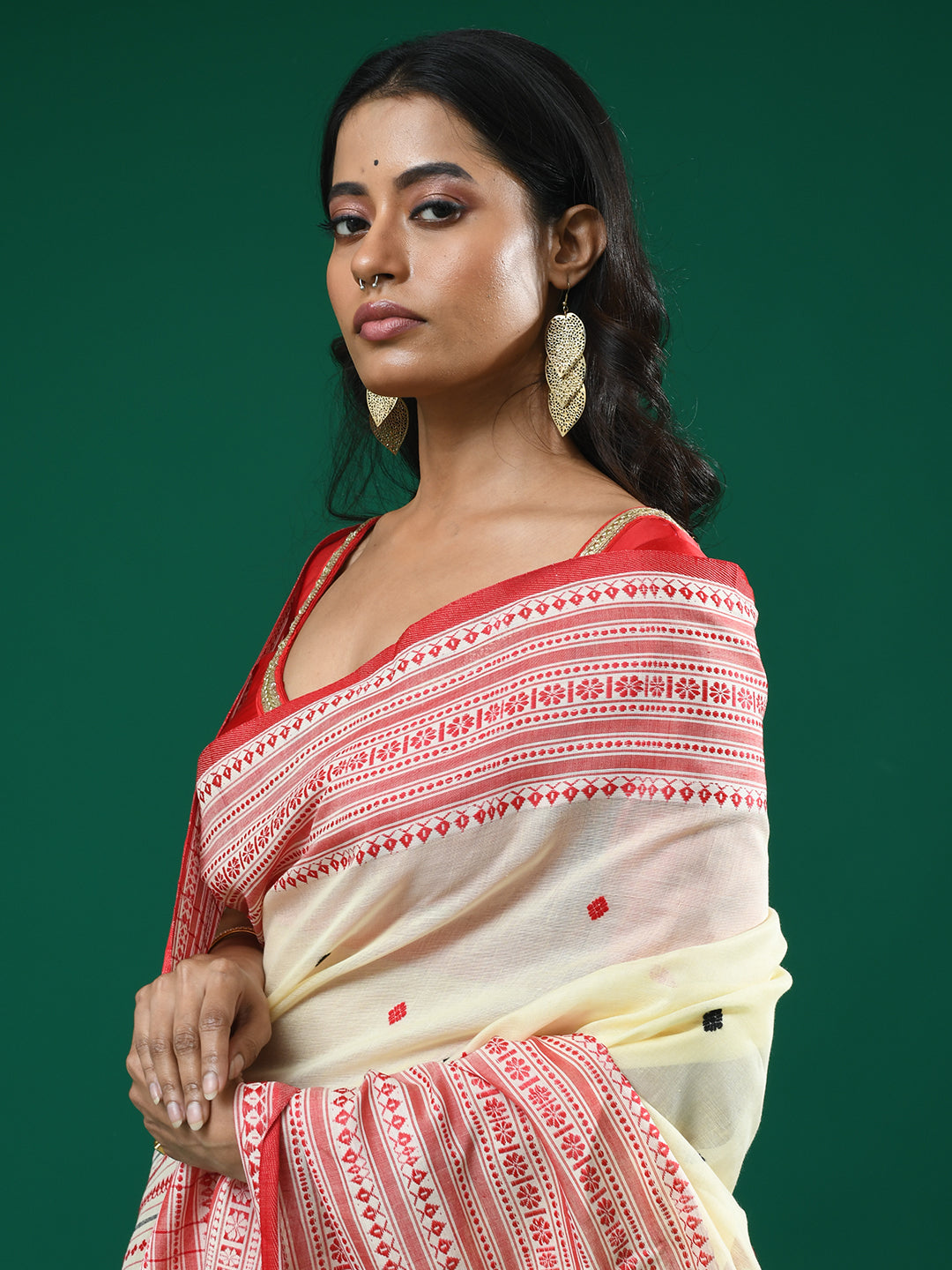 IVORY WHISPER (SAREE)