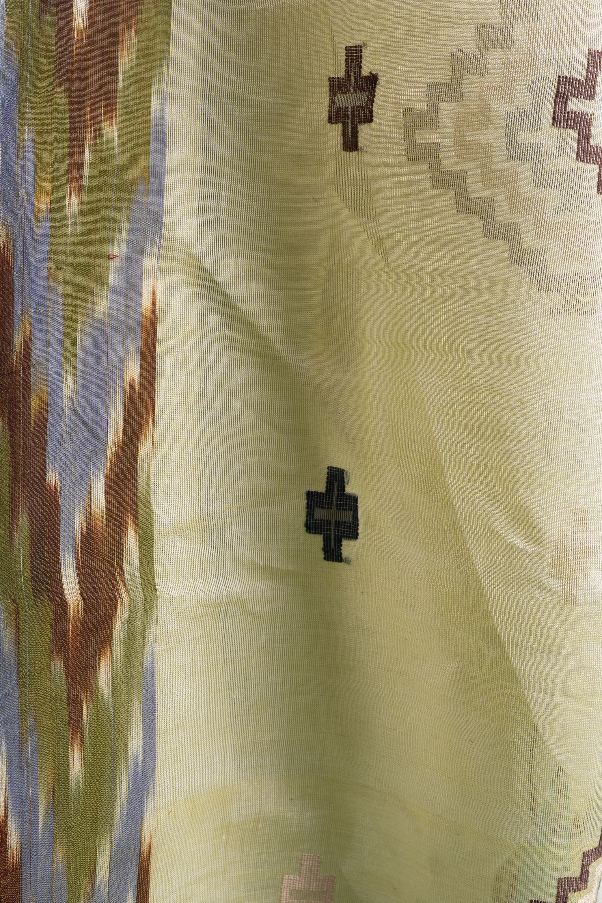Pristine Lemon Ikat Butta Pure Handloom Cotton Saree
